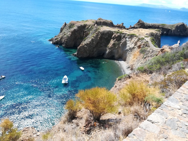 Isole Eolie in barca a vela